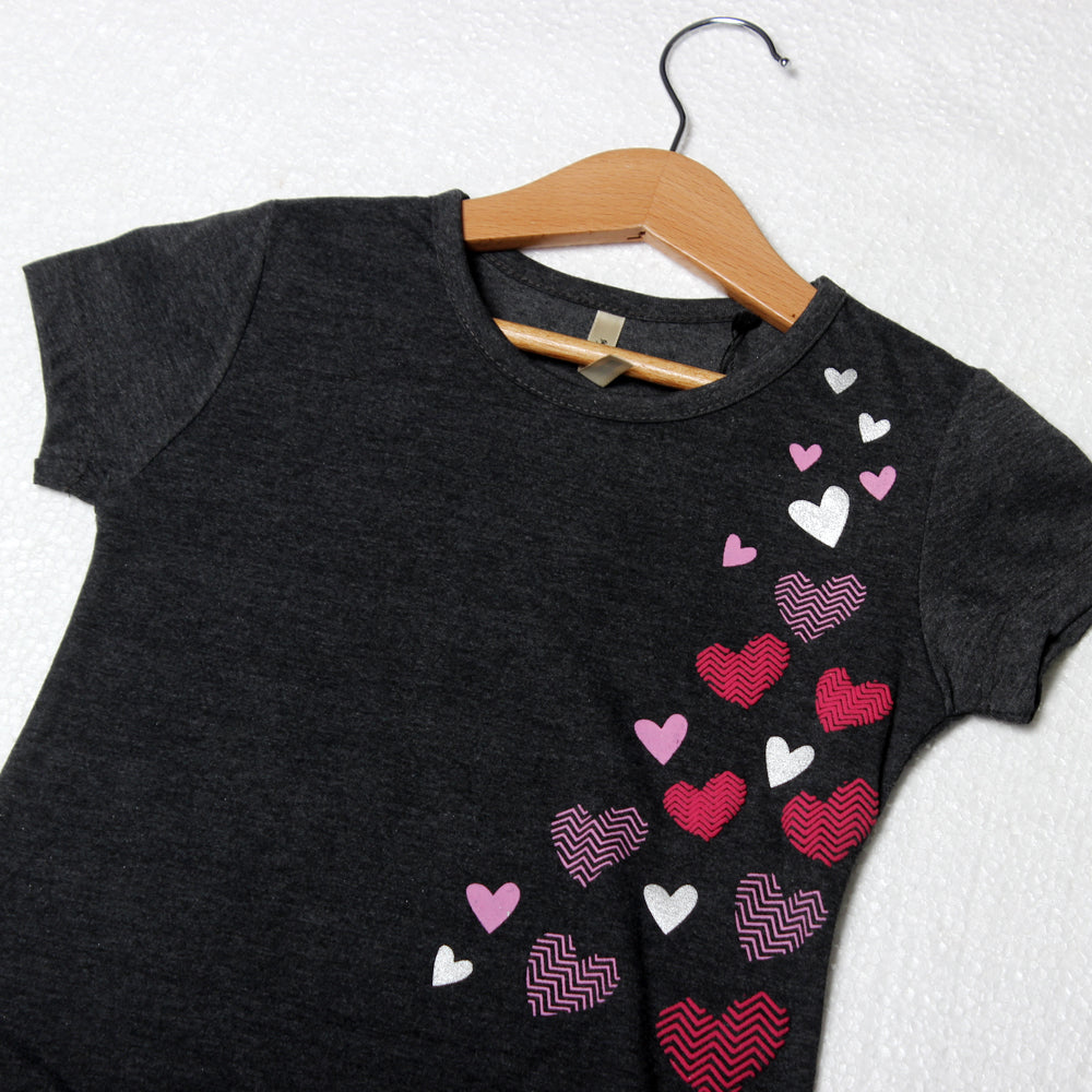 GREY HEARTS PRINTED T-SHIRT FOR GIRLS
